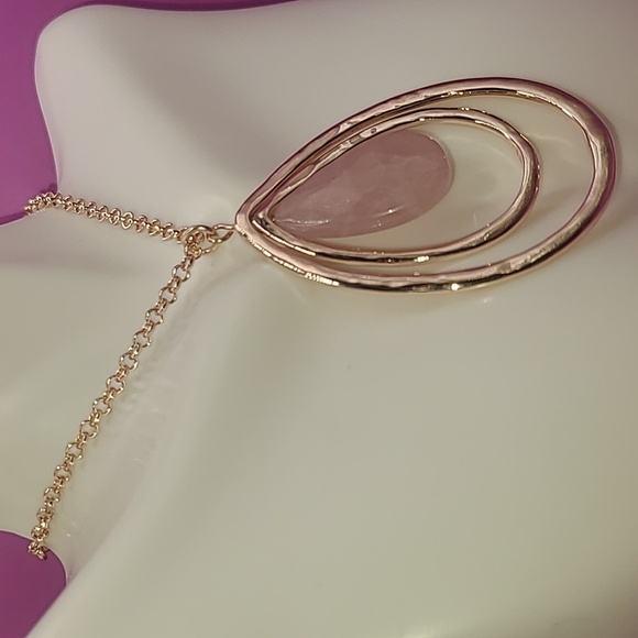 Long semi precious necklace in rose gold tone made by Sonoma. - Picture 6 of 11